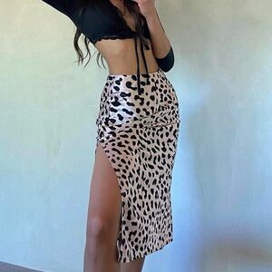 NWT Princess Polly Nia Midi Skirt